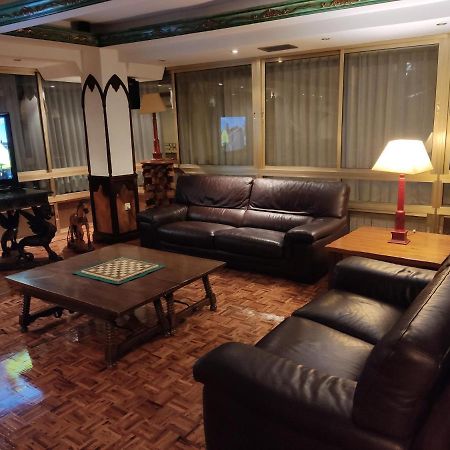 Hotel Julia 아란다데두에로 외부 사진